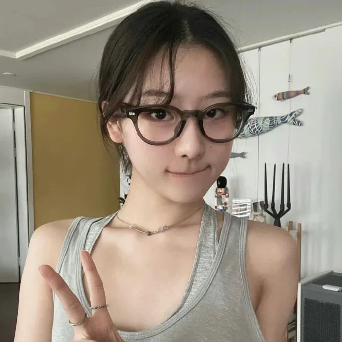 午夜下的刺花